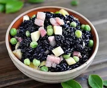 【科技情报】舌尖上的清明，彩色食品安全吗？