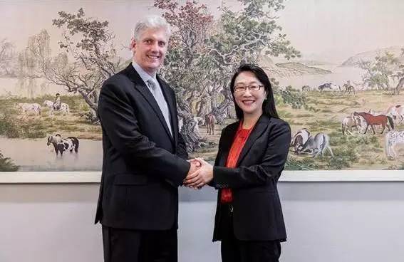重磅！Google以11亿美元收购HTC「手机研发人员+专利」