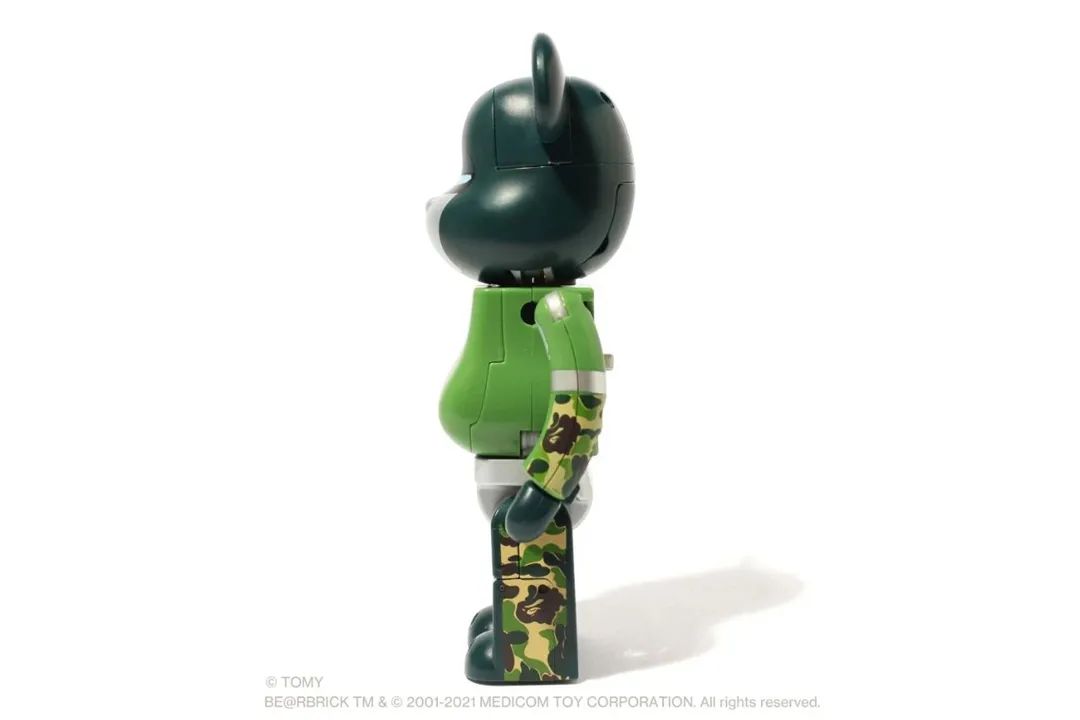 可玩性超高！BAPE x 积木熊 x 变形金刚三方联名曝光！